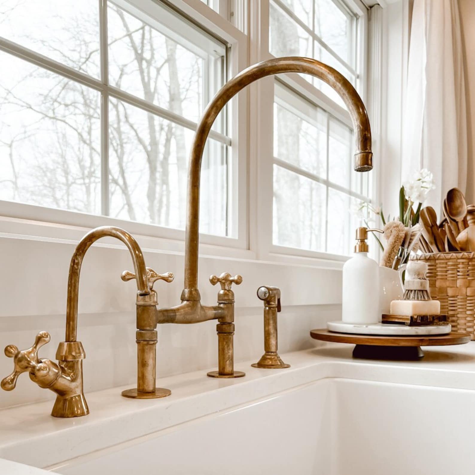 How to Clean Brass Faucet: Easy Steps for a Brilliant Shine