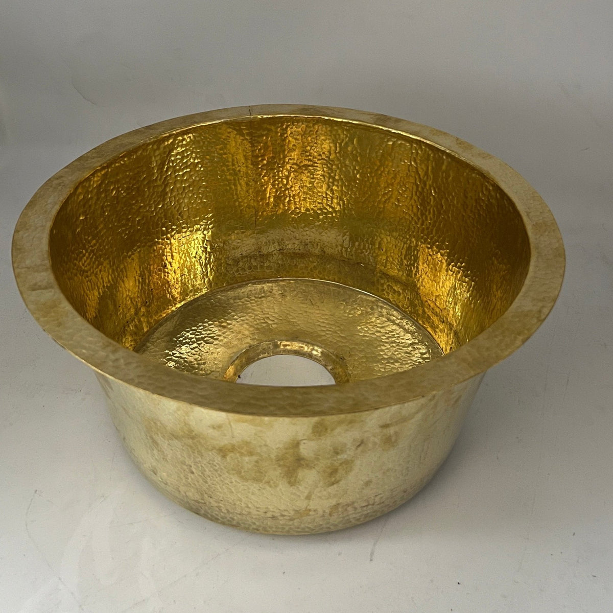 Hammered Brass Round Sink - Brasspure